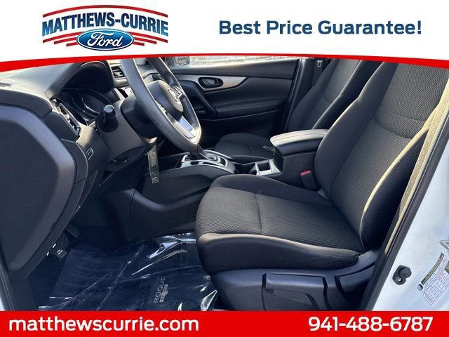 Used 2020 Nissan Rogue Sport S image 9