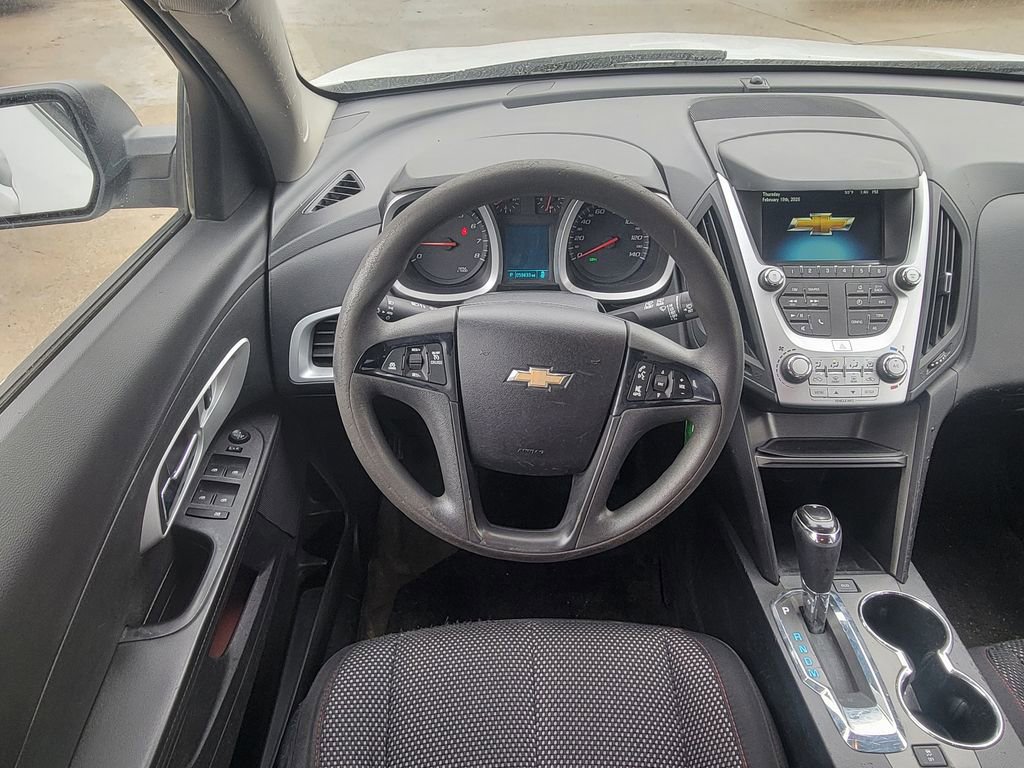 Used 2017 Chevrolet Equinox LS image 8