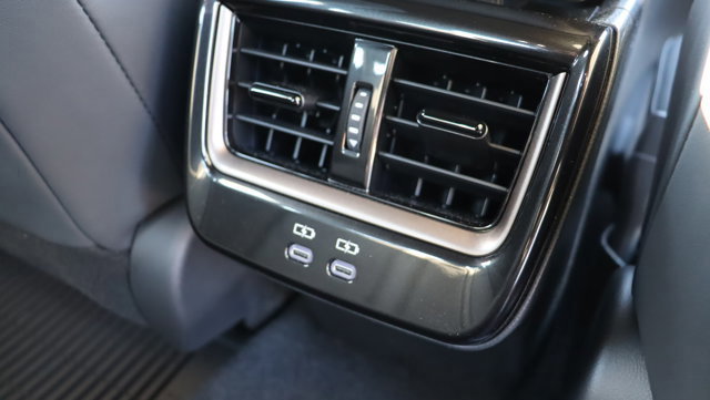 Used 2026 Toyota Crown Platinum image 38