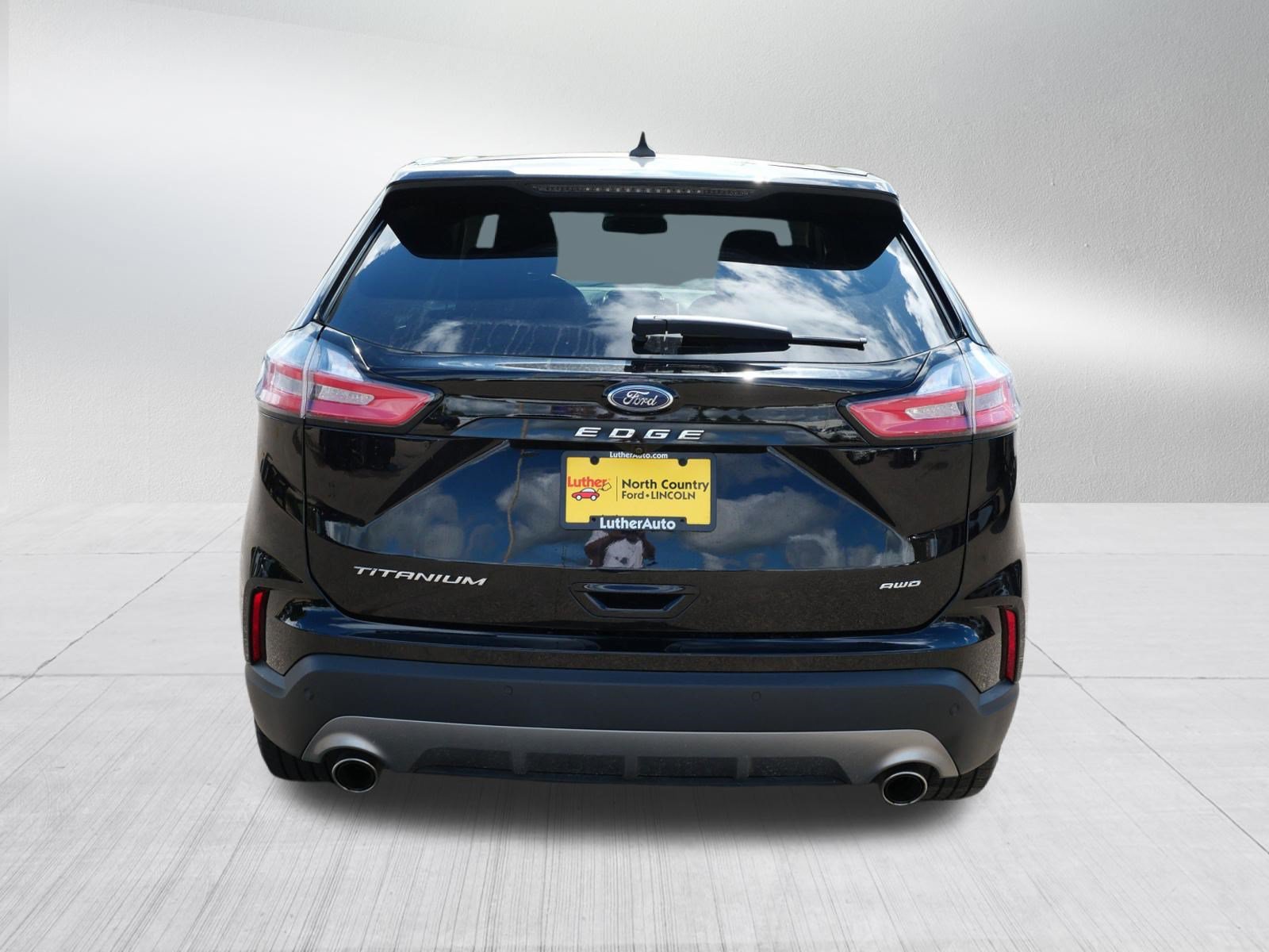 Certified 2024 Ford Edge Titanium AWD/4WD image 6
