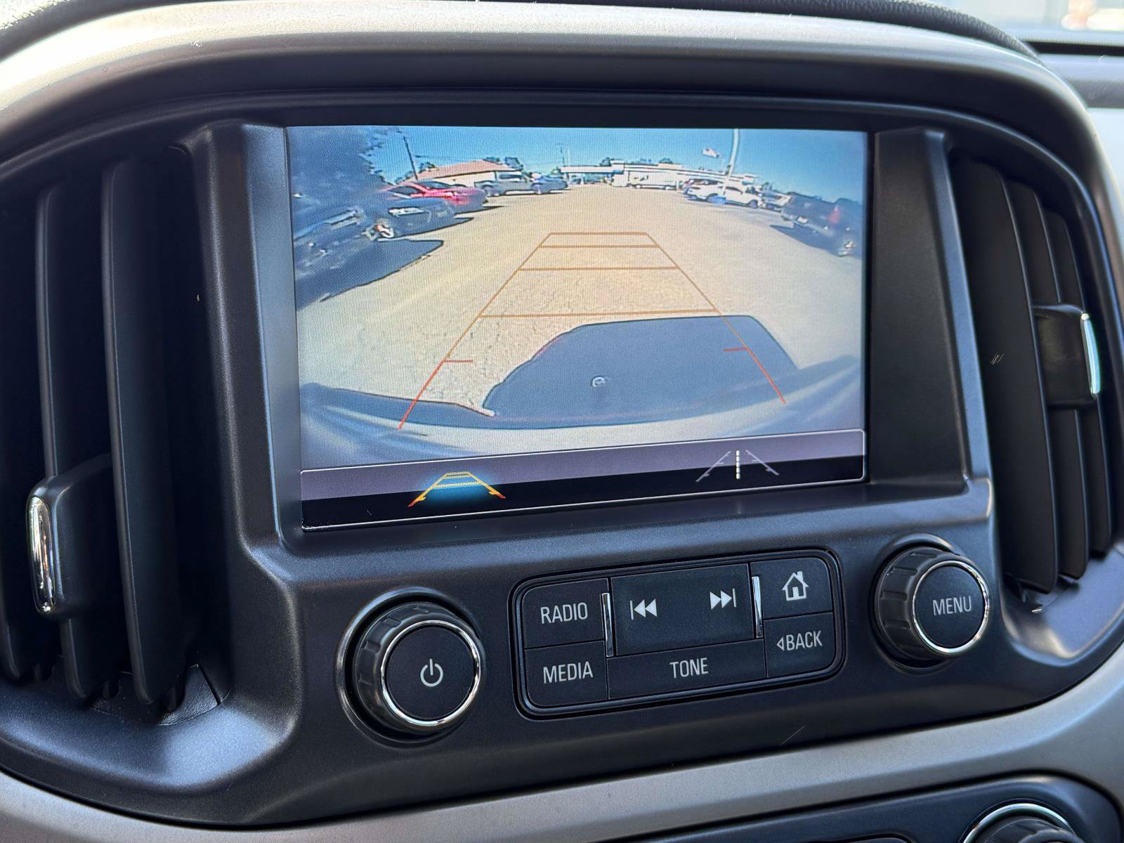 Used 2018 Chevrolet Colorado Z71 AWD/4WD image 20