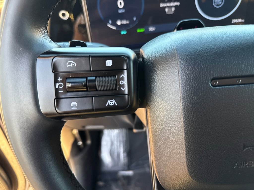 Used 2025 Hyundai Santa Fe Calligraphy image 16