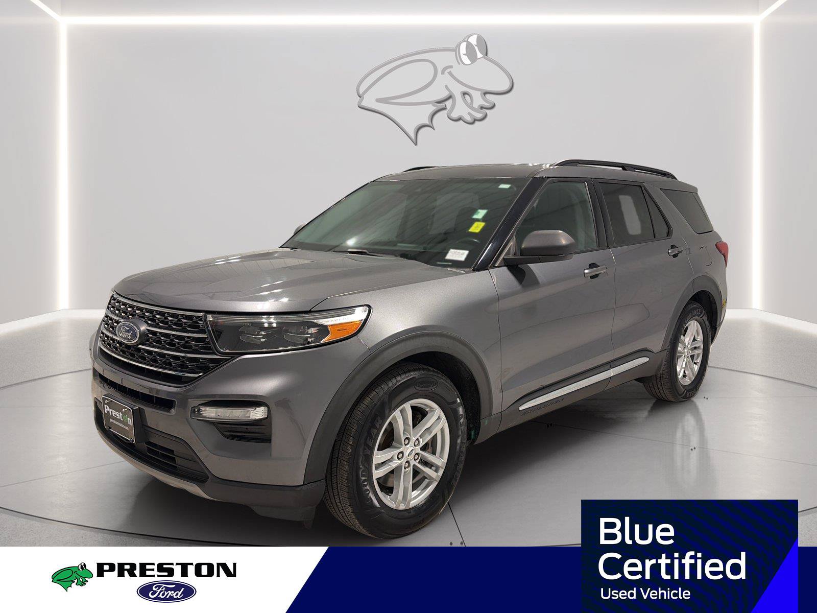 Certified 2022 Ford Explorer XLT w/ Equipment Group 202A RWD image 1