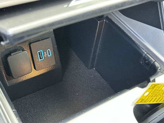 Certified 2023 Ford Explorer XLT AWD/4WD image 16