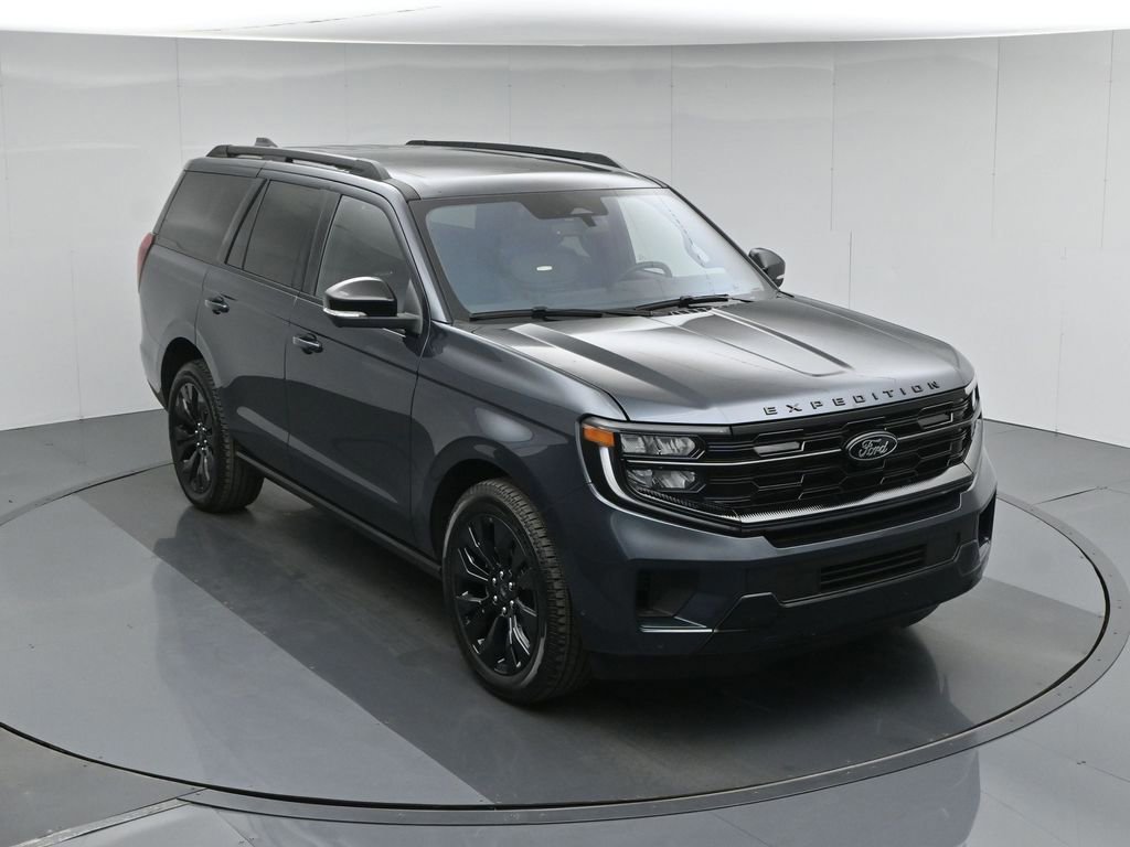 Certified 2025 Ford Expedition Platinum w/ Stealth Appearance Package image 4