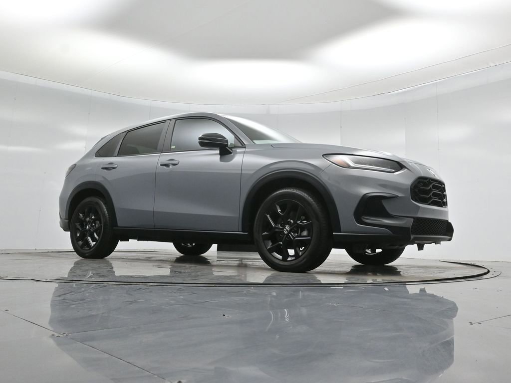 Used 2024 Honda HR-V Sport image 2