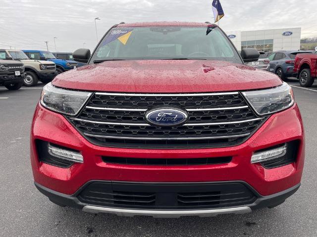Certified 2023 Ford Explorer XLT w/ Equipment Group 202A image 3