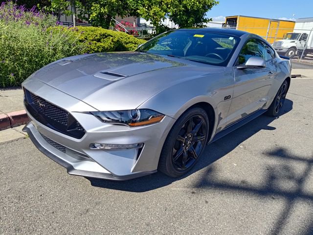 Certified 2020 Ford Mustang GT Premium w/ Black Accent Package RWD image 3
