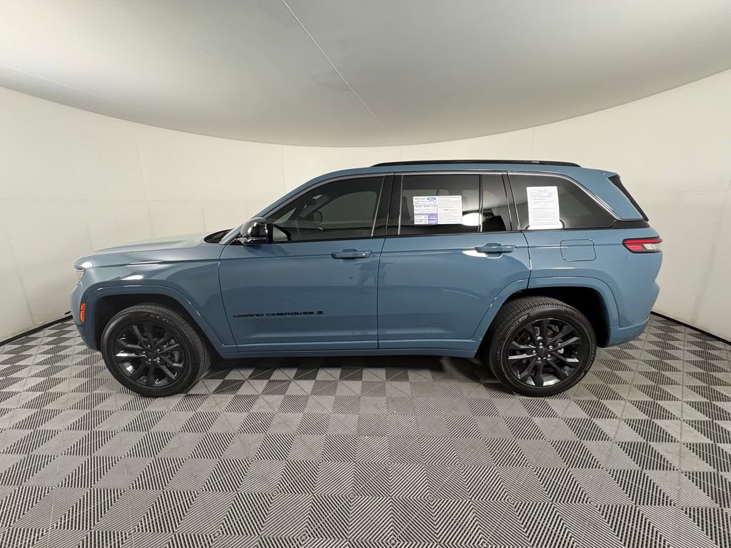 Used 2026 Jeep Grand Cherokee Limited AWD/4WD image 2