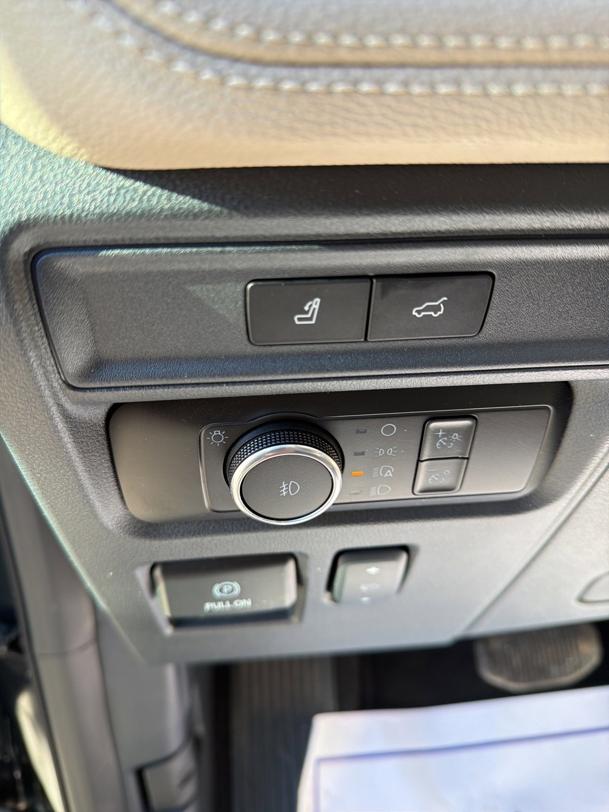 Certified 2024 Ford Expedition Limited image 20