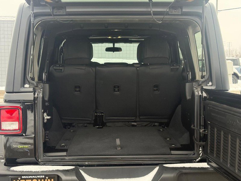 Used 2022 Jeep Wrangler Unlimited Sport image 8