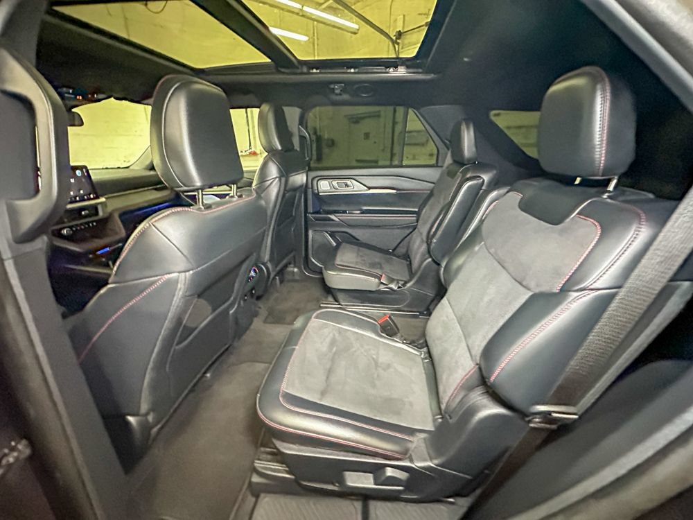 Certified 2025 Ford Explorer ST AWD/4WD image 28