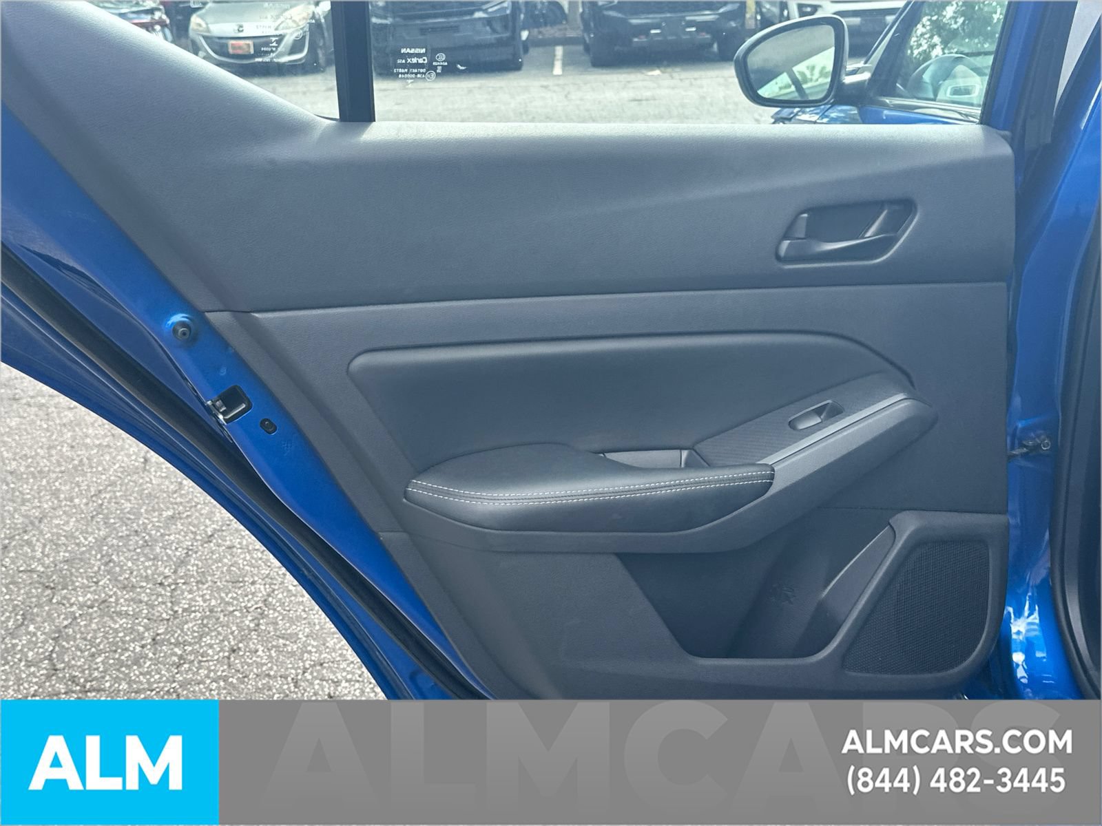 Used 2025 Nissan Altima 2.5 SV FWD image 14