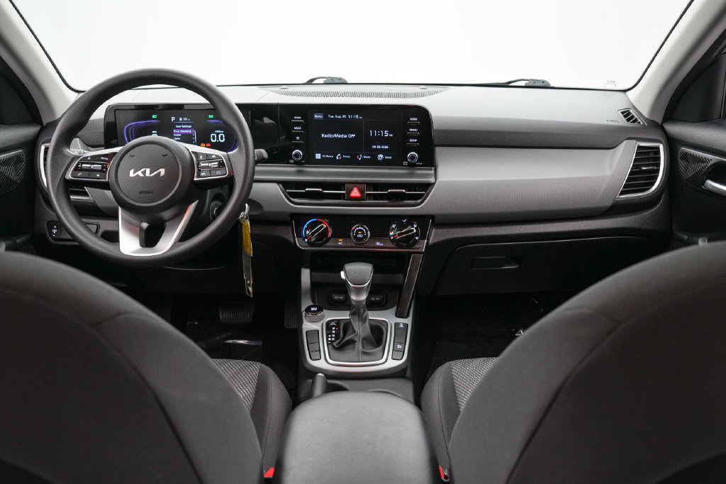 Used 2026 Kia Seltos LX AWD/4WD image 14
