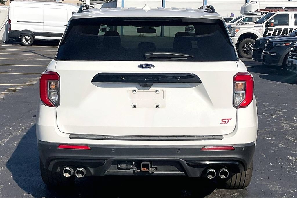 Certified 2020 Ford Explorer ST w/ ST Street Pack AWD/4WD image 3