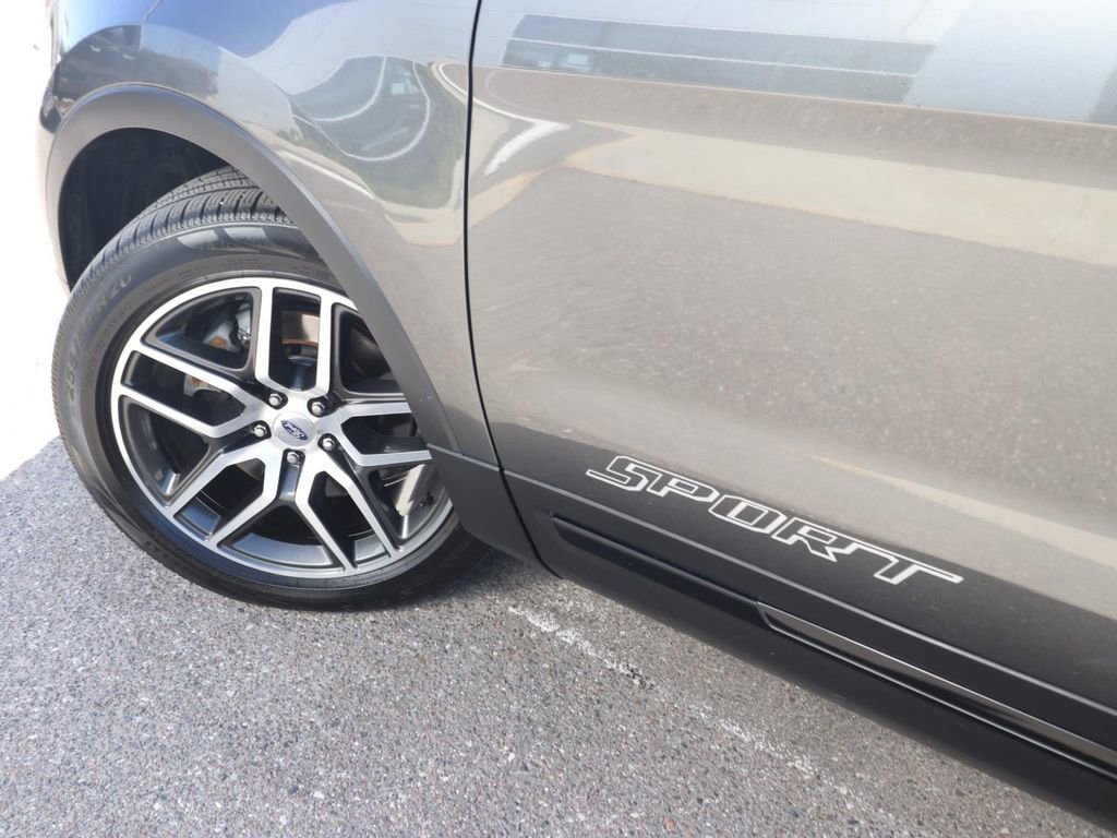 Certified 2017 Ford Explorer Sport image 9