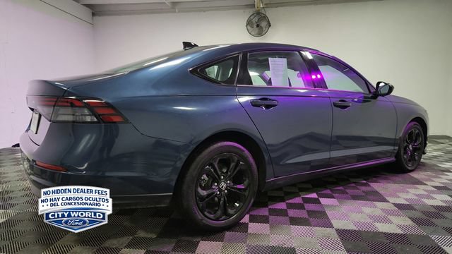 Used 2025 Honda Accord SE image 7