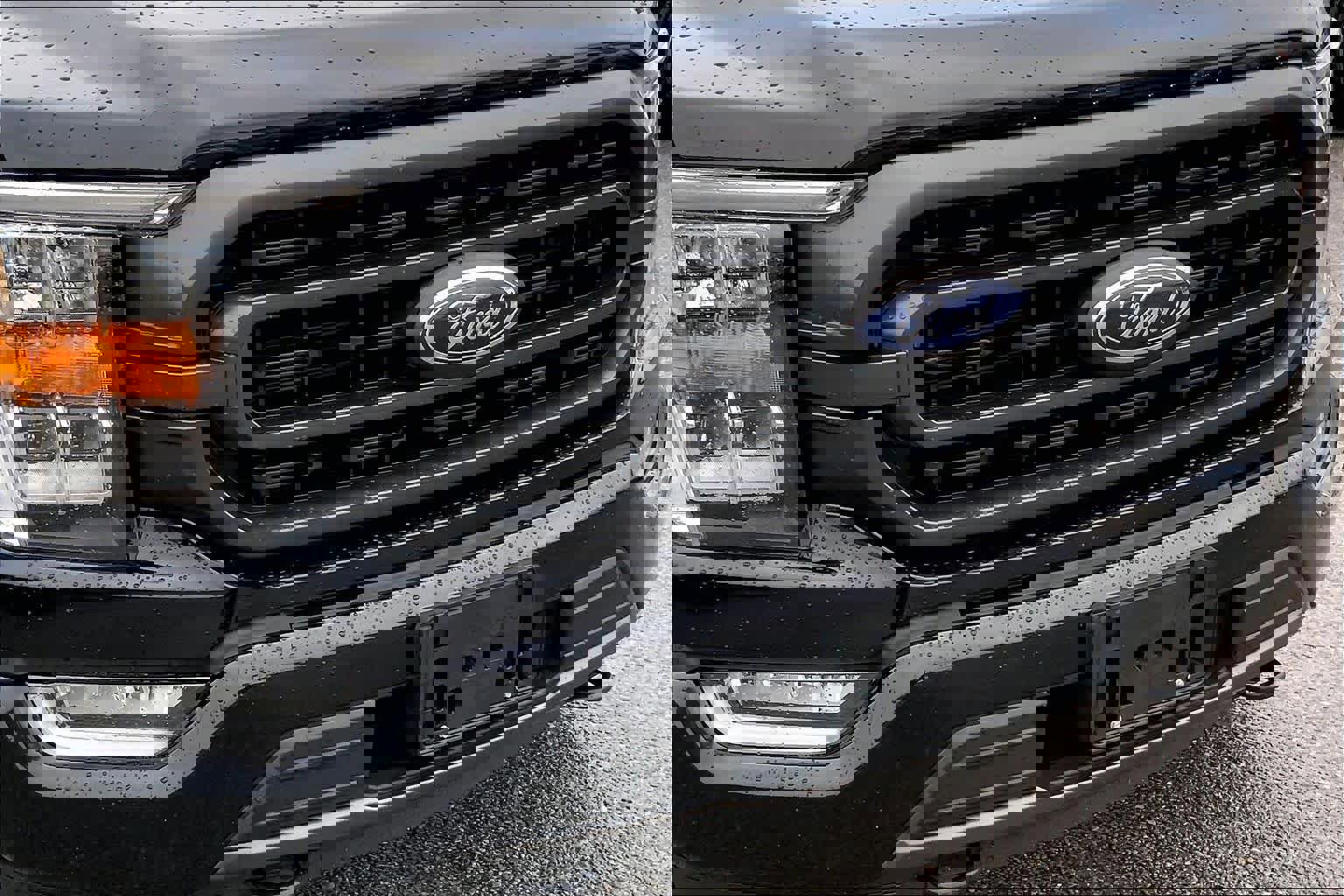 Certified 2021 Ford F150 XLT w/ Equipment Group 302A High image 29