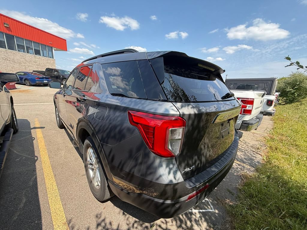 Certified 2023 Ford Explorer XLT w/ Equipment Group 202A AWD/4WD image 6