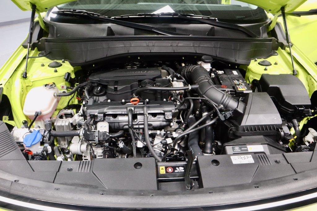 Used 2024 Hyundai Kona Limited AWD/4WD image 18