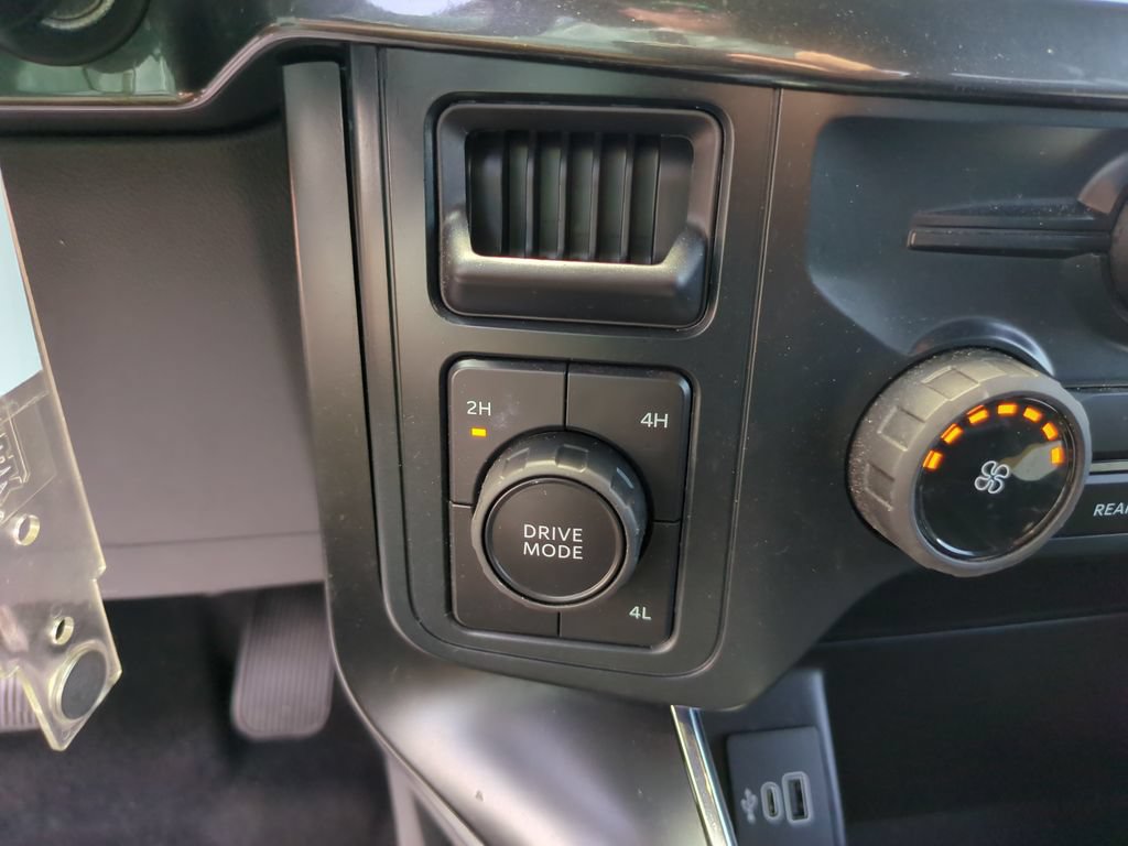 Certified 2025 Ford F150 STX w/ Equipment Group 200A AWD/4WD image 29