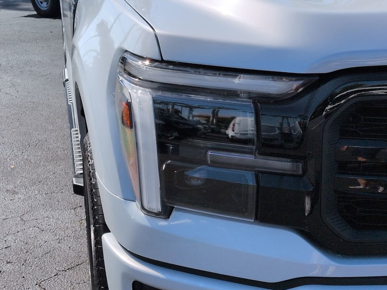 Certified 2025 Ford F150 Lariat w/ Equipment Group 502A High image 9