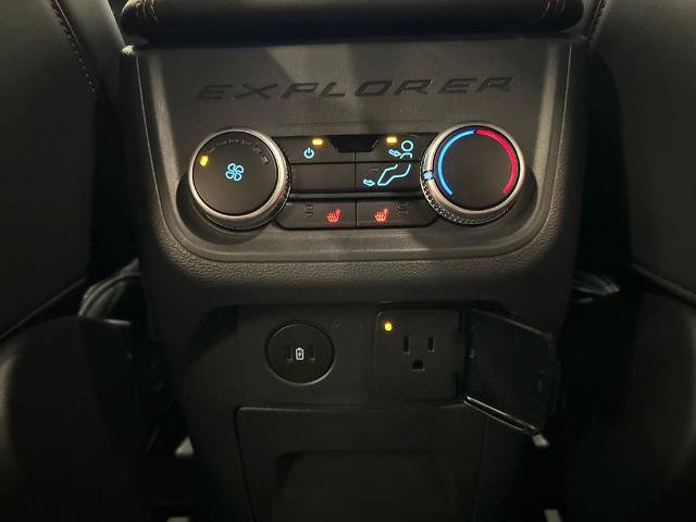 Certified 2025 Ford Explorer ST RWD image 31
