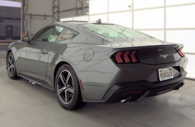 Certified 2025 Ford Mustang Coupe RWD image 4