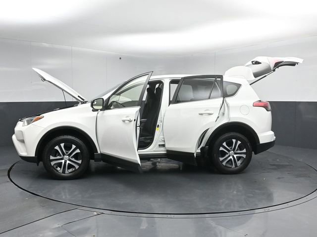Used 2018 Toyota RAV4 LE w/ All Weather Liner Package AWD/4WD image 53