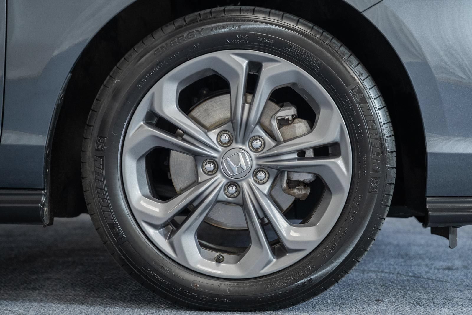 Used 2024 Honda Accord EX image 12