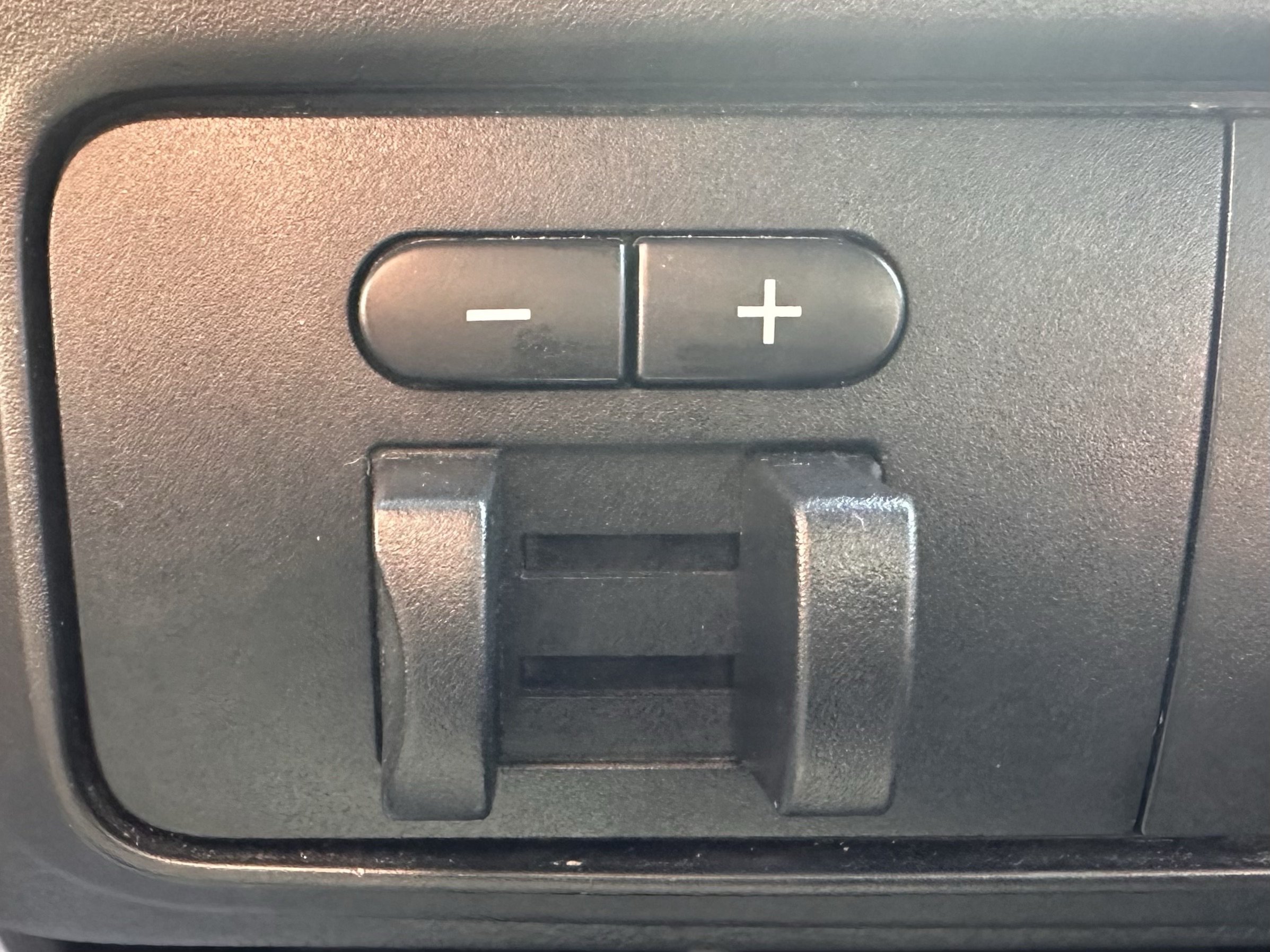 Certified 2019 Ford Transit 350 XLT RWD image 17