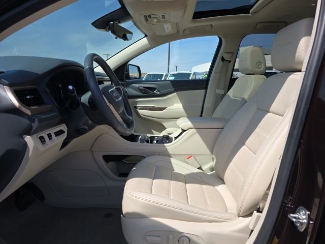 Used 2021 GMC Acadia Denali w/ Denali Ultimate Package image 11