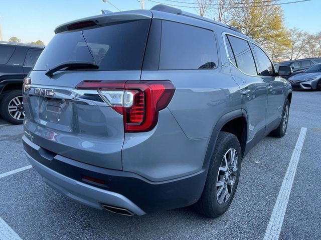 Used 2023 GMC Acadia SLE w/ Driver Convenience Package image 3
