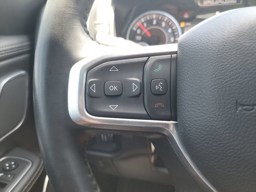 Used 2023 RAM 1500 Laramie AWD/4WD image 28