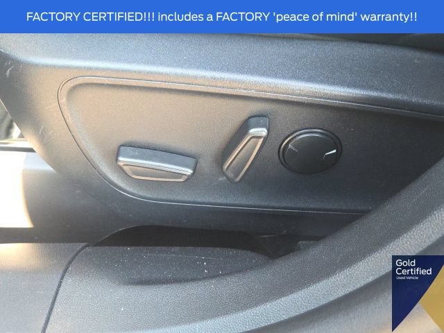 Certified 2025 Ford Escape ST-Line Select AWD/4WD image 28