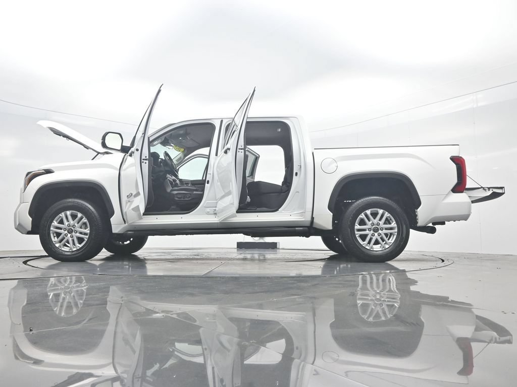 Used 2024 Toyota Tundra SR5 w/ SR5 Premium Package AWD/4WD image 45
