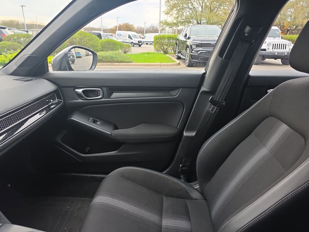 Used 2023 Honda Civic Sport image 31