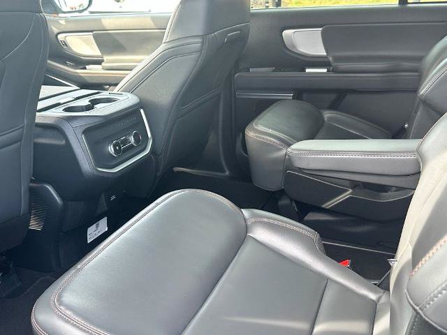 Certified 2025 Ford Expedition Active AWD/4WD image 21