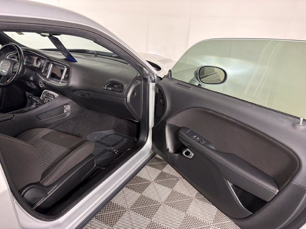 Used 2020 Dodge Challenger SXT w/ Blacktop Package RWD image 31