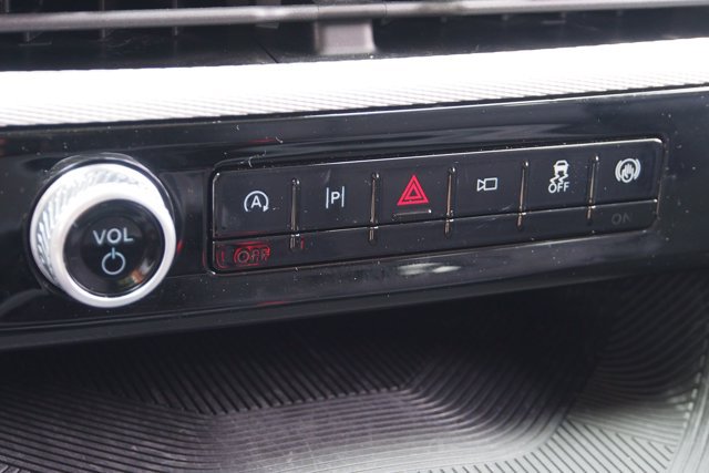 Certified 2026 Ford Explorer Active RWD image 25