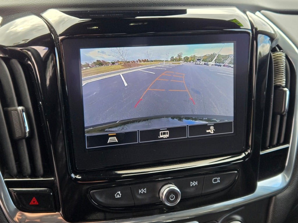 Used 2023 Chevrolet Traverse LT w/ LPO, Floor Liner Package AWD/4WD image 27