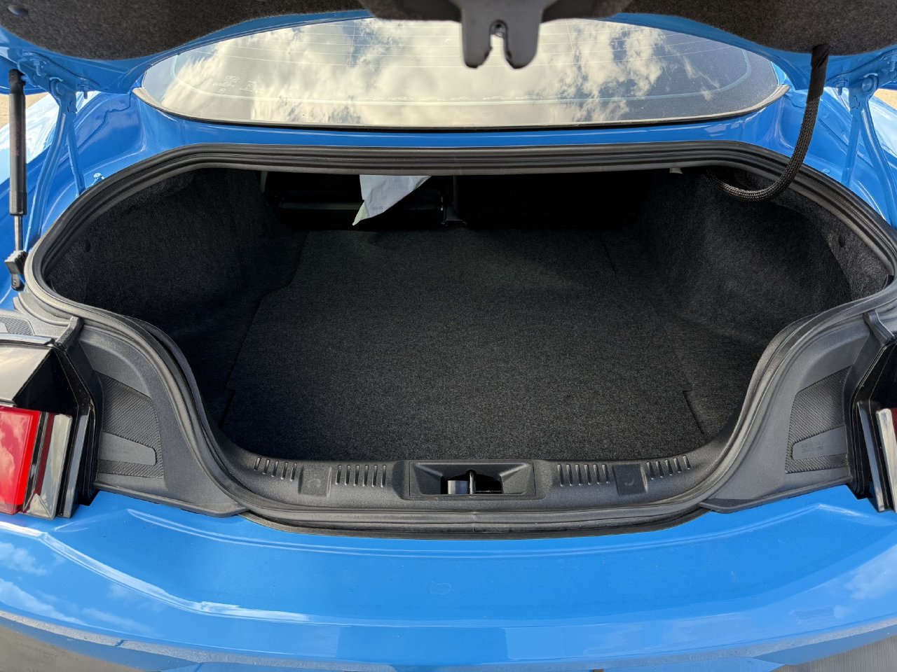 Certified 2025 Ford Mustang Coupe RWD image 26