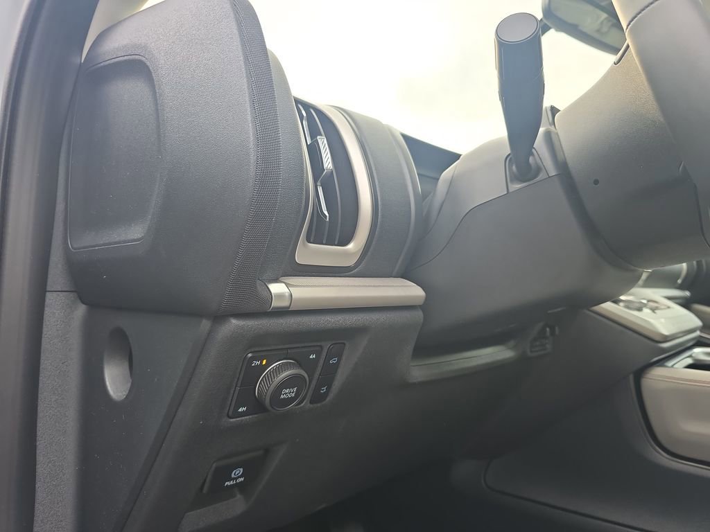 Certified 2025 Ford Expedition Max Active AWD/4WD image 24