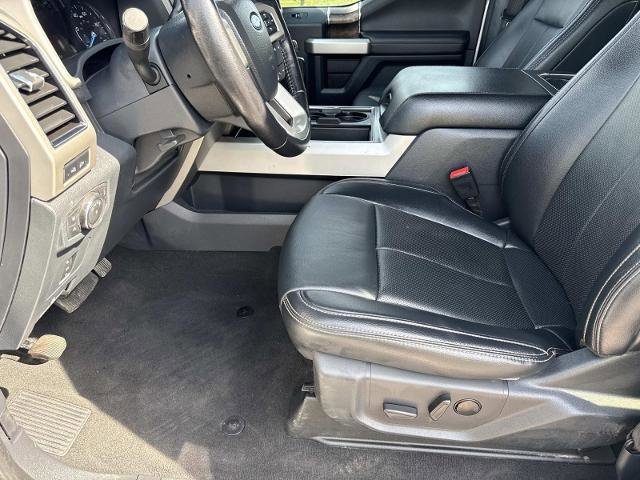 Certified 2022 Ford F250 Lariat w/ Lariat Value Package image 19