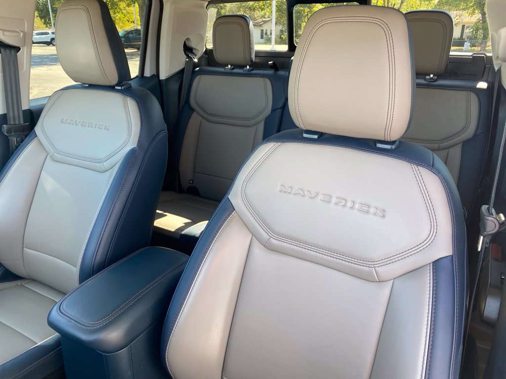 Certified 2025 Ford Maverick Lariat AWD/4WD image 16