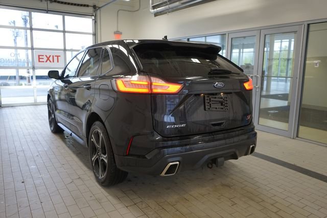 Certified 2020 Ford Edge ST w/ Cold Weather Package AWD/4WD image 11