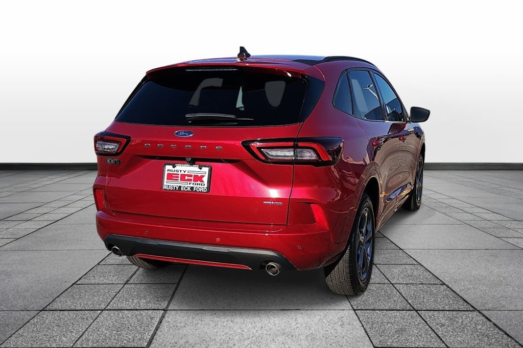 Certified 2024 Ford Escape ST-Line w/ Tech Pack #1 AWD/4WD image 5