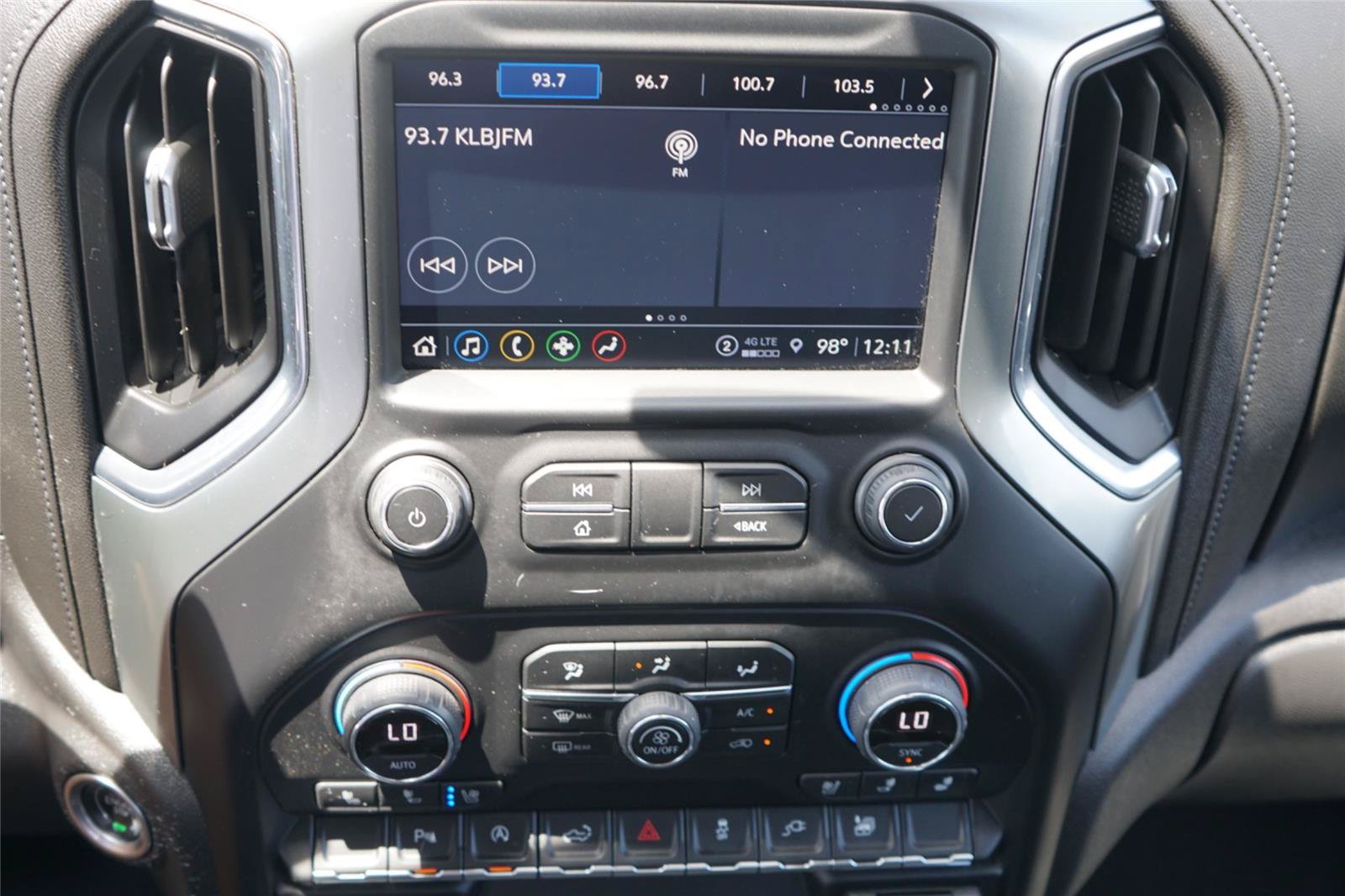 Used 2021 Chevrolet Silverado 1500 LTZ RWD image 13