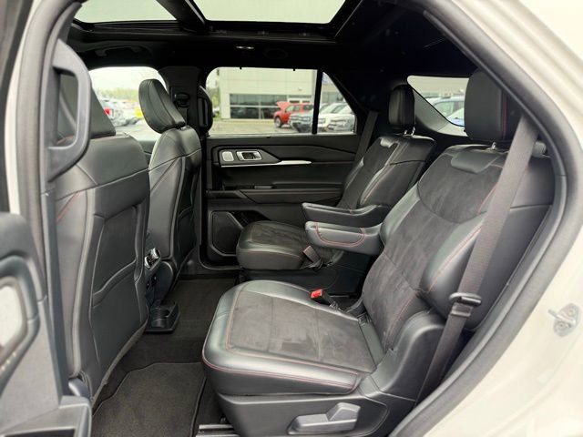 Certified 2025 Ford Explorer ST AWD/4WD image 21