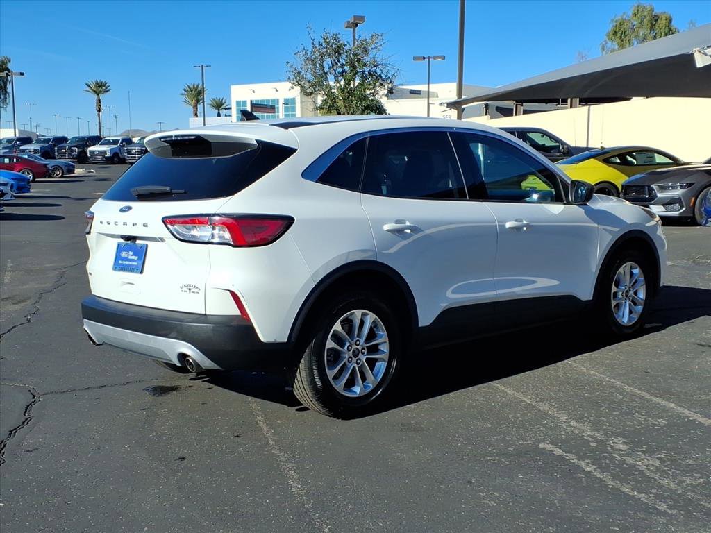 Certified 2022 Ford Escape SE image 6